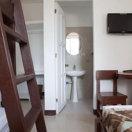 Isla Gecko Resort Balabag  Bagian luar foto
