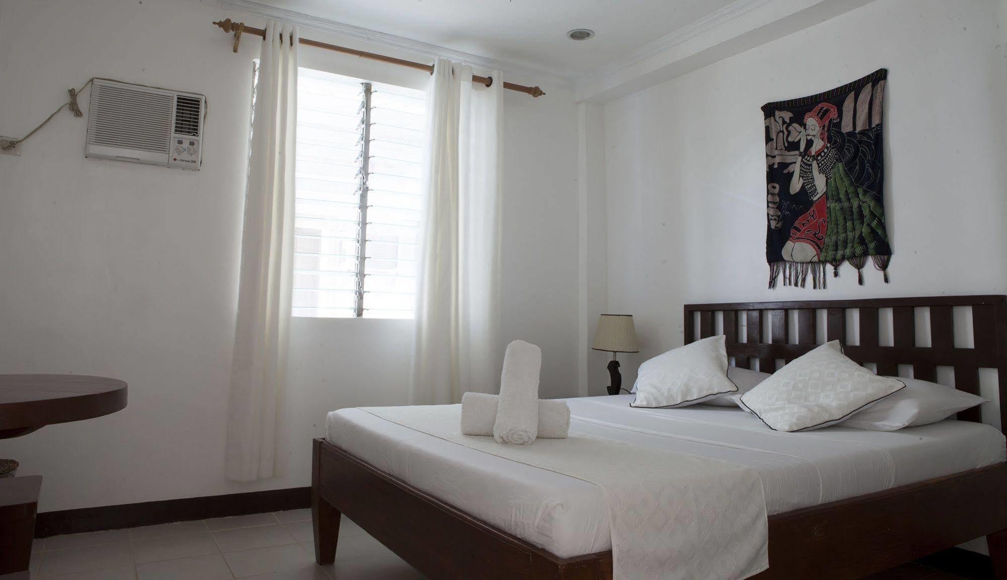 Isla Gecko Resort Balabag  Bagian luar foto